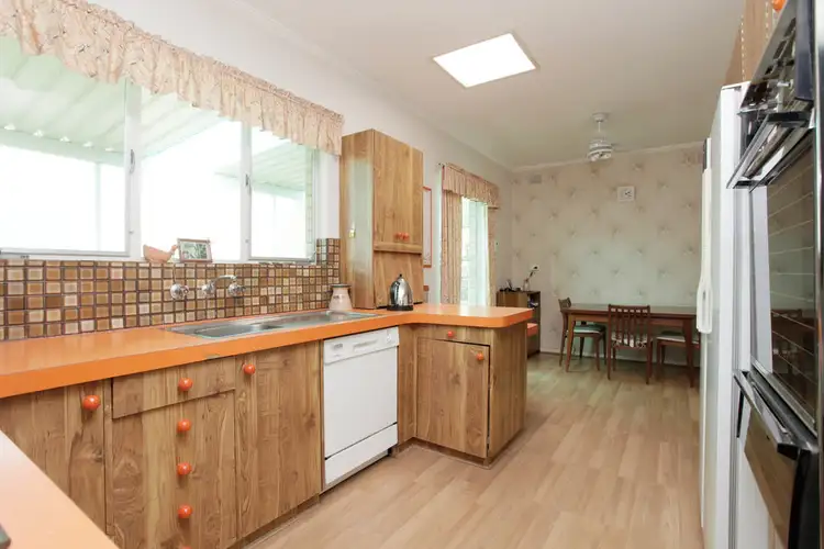 Fifth view of Homely house listing, 8 Wheatsheaf Avenue, Concordia SA 5118