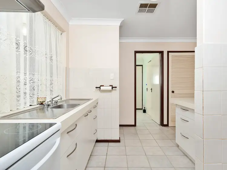 Seventh view of Homely house listing, 12 Banner Place, Lesmurdie WA 6076