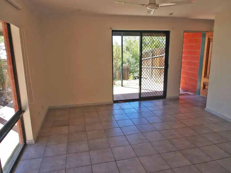 Sixth view of Homely unit listing, 4/5 Aneura Place, Sadadeen NT 870
