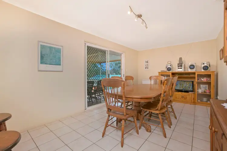 Sixth view of Homely house listing, 2 Cruiser Court, Cleveland QLD 4163