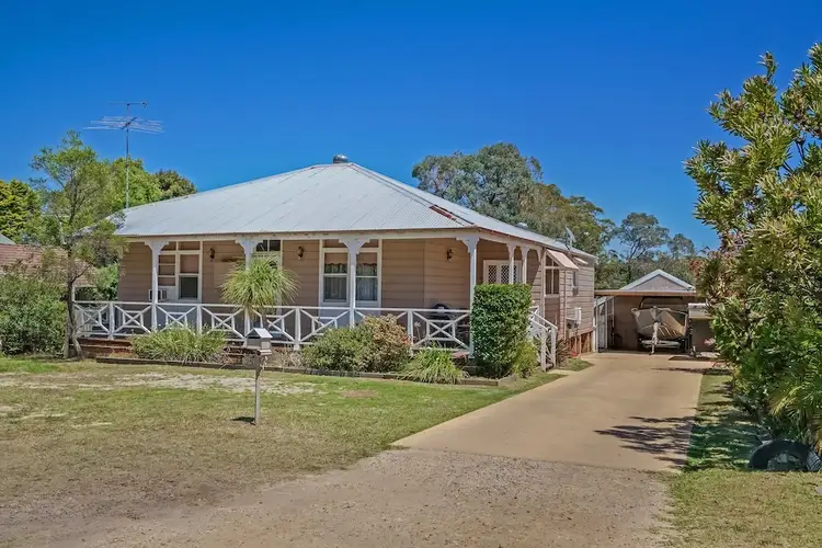 25 CARLTON ROAD, Thirlmere NSW 2572