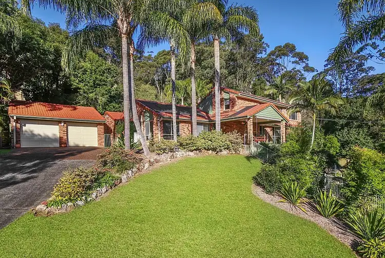 18 Hillside Road, Avoca Beach NSW 2251