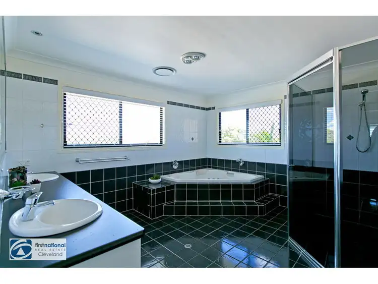 Seventh view of Homely house listing, 32 Moreton View Crescent, Thornlands QLD 4164