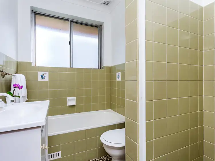 Third view of Homely unit listing, 5/62 Oaks Avenue, Dee Why NSW 2099