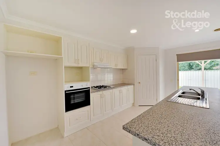 Sixth view of Homely house listing, 2 Lyle Court, Shepparton VIC 3630