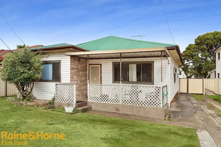 20 Veron Street, Fairfield East NSW 2165