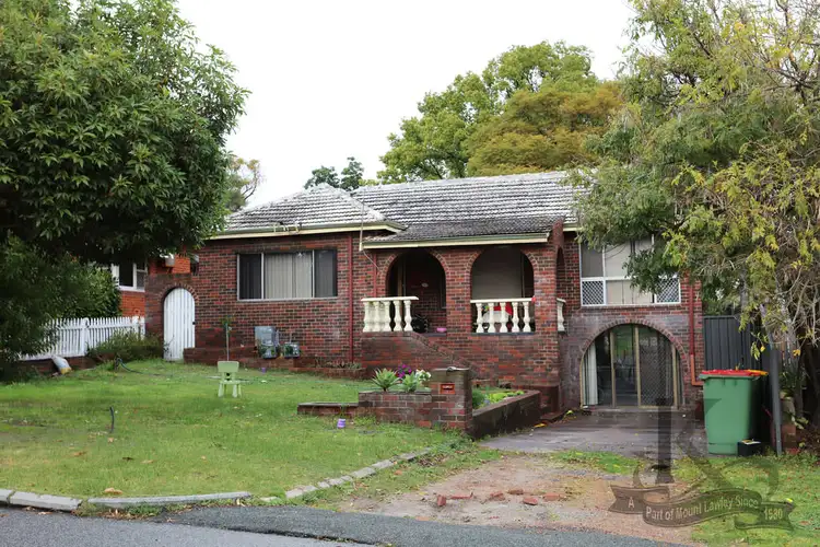 7 Toowong Street, Bayswater WA 6053