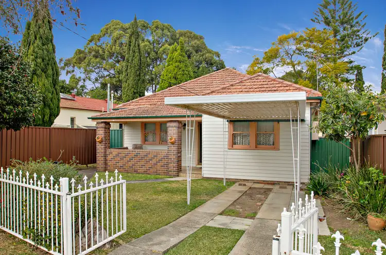 8 Wentworth Street, Croydon Park NSW 2133