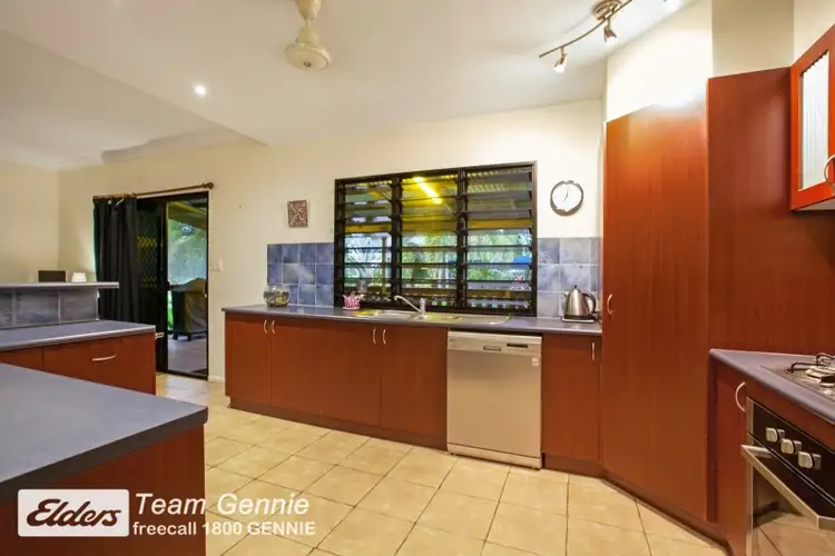 Fifth view of Homely house listing, 7 Elcho Court, Bakewell NT 832