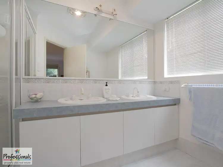 Fifth view of Homely house listing, 17 Nutbush Court, Thornlie WA 6108