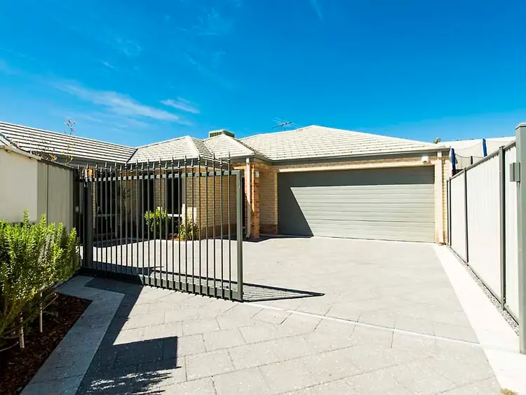 16a Halvorson Road, Morley WA 6062