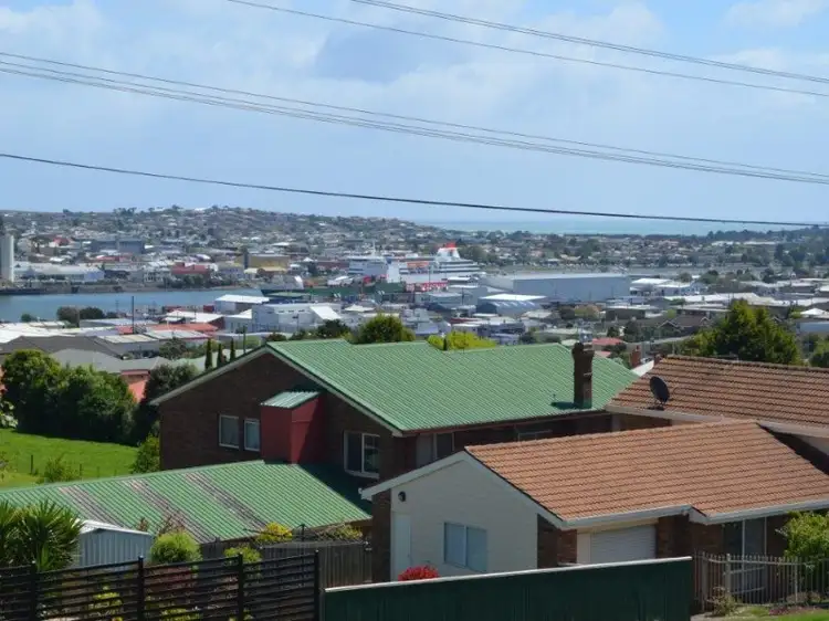 119 Caroline Street, East Devonport TAS 7310