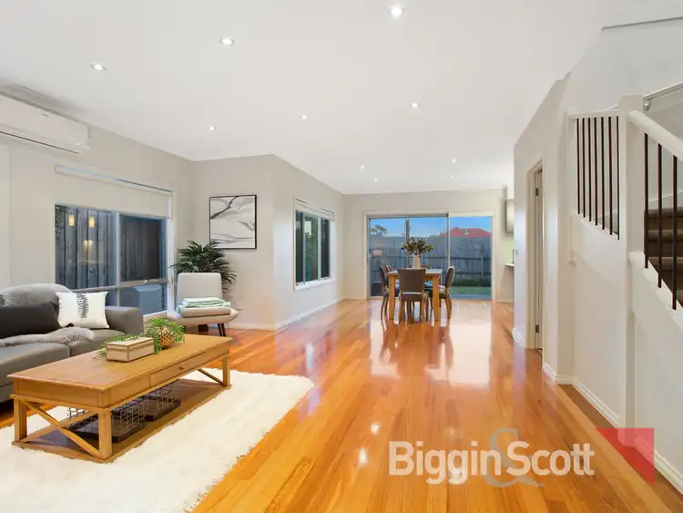 Third view of Homely townhouse listing, 2/250 Waverley Road, Mount Waverley VIC 3149
