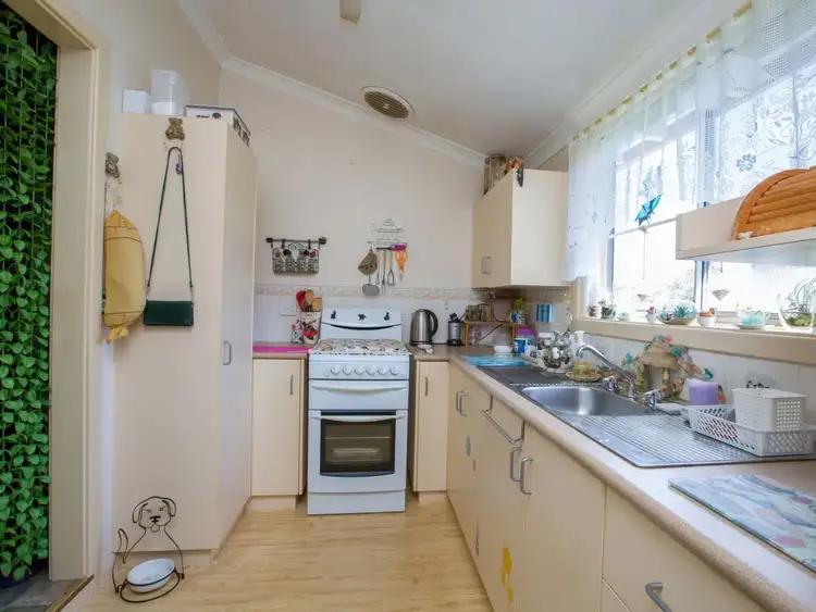 Fifth view of Homely house listing, 11 Benwell Place, Collie WA 6225