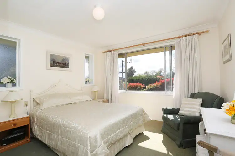 Fifth view of Homely house listing, 1 Dyson Place, Moss Vale NSW 2577