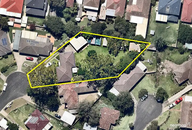 Second view of Homely house listing, 6 Chelsea Place, Glenfield NSW 2167