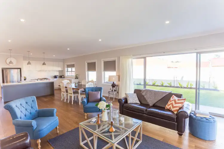 Seventh view of Homely house listing, 6 Gale Court, Australind WA 6233