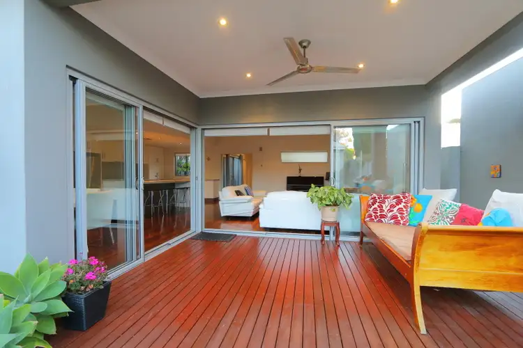 12A Clydesdale  Street, Alfred Cove WA 6154