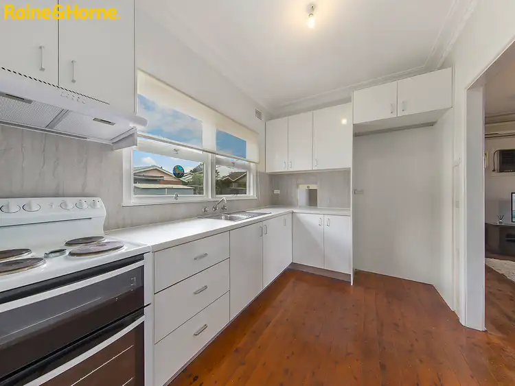 Fifth view of Homely house listing, 15 Hobart, Oxley Park NSW 2760