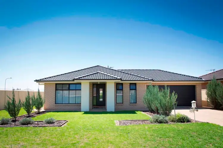 Main view of Homely house listing, 2 Hillam Drive, Griffith NSW 2680