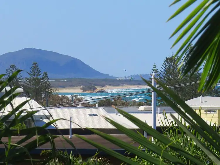 Fifth view of Homely unit listing, 3/11 Alice Street, Alexandra Headland QLD 4572