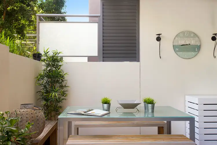 Fourth view of Homely unit listing, 4/2-6 The Crescent, Dee Why NSW 2099