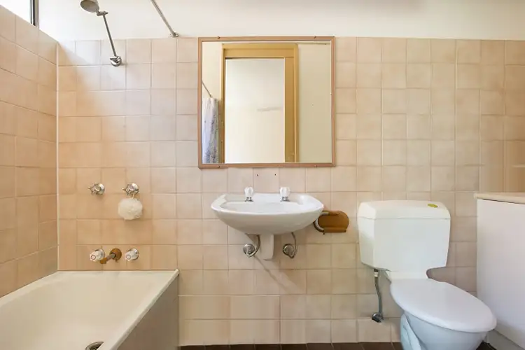 Seventh view of Homely unit listing, 7 'Sandbury Court' 13 Federation Avenue, Broadbeach QLD 4218