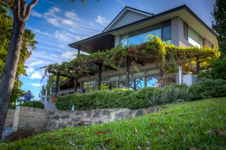 Third view of Homely house listing, 2 Brentwood Avenue, Brentwood WA 6153