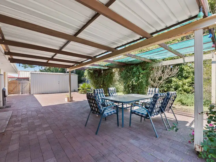 393 Metcalfe Road, Parkwood WA 6147