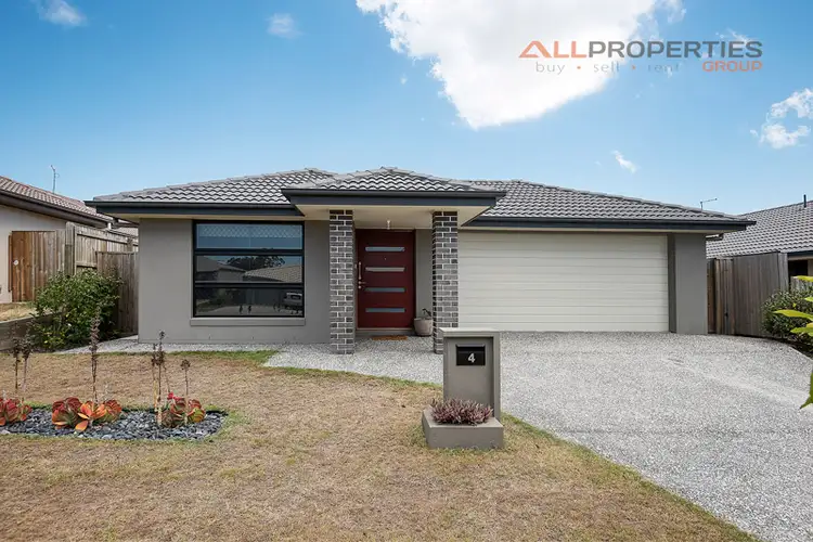 4 Dinnigan Cr, Durack QLD 4077