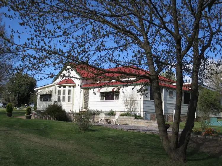 104 Mount Lindesay Road, Tenterfield NSW 2372