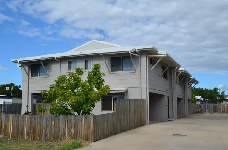 3 / 28 Blain Street, Blackwater QLD 4717