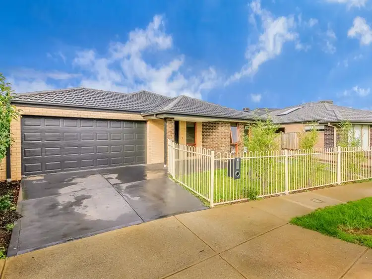 6 Cutleaf Crescent, Tarneit VIC 3029
