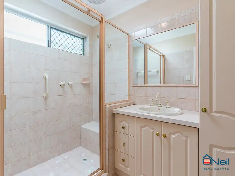 Seventh view of Homely house listing, 4 Lensham Place, Armadale WA 6112