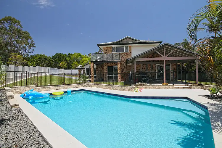 22 HATHERTON CR, Carindale QLD 4152