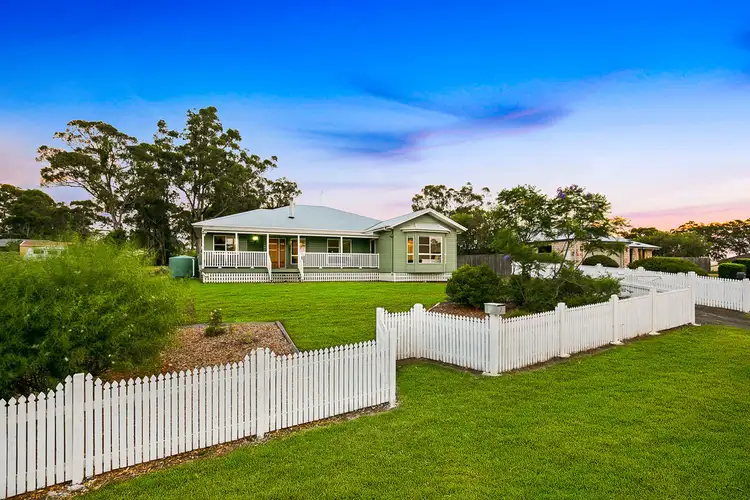 7 Holly Avenue, Highfields QLD 4352