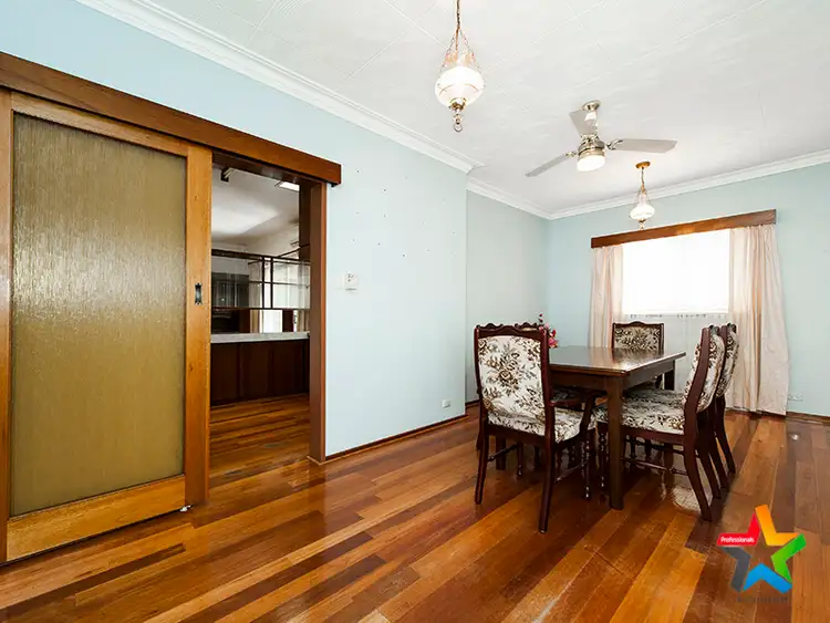 Fifth view of Homely house listing, 4 Hobley Place, Eden Hill WA 6054