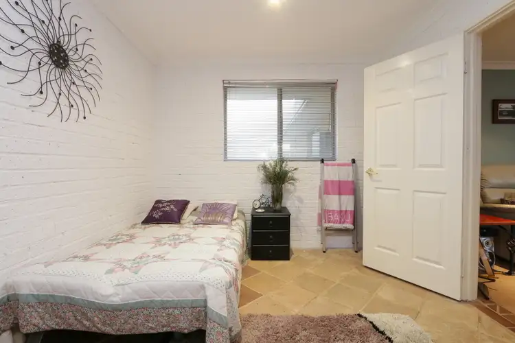 Fifth view of Homely house listing, 7 Symes Close, Seville Grove WA 6112