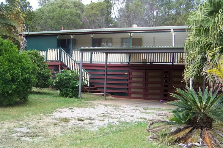 18 Granadilla, Macleay Island QLD 4184