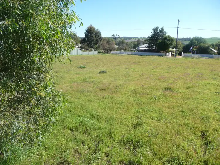 67 Henry Road, York WA 6302