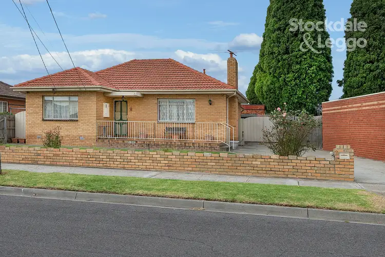 Second view of Homely house listing, 2 Wilgah Street, Thomastown VIC 3074