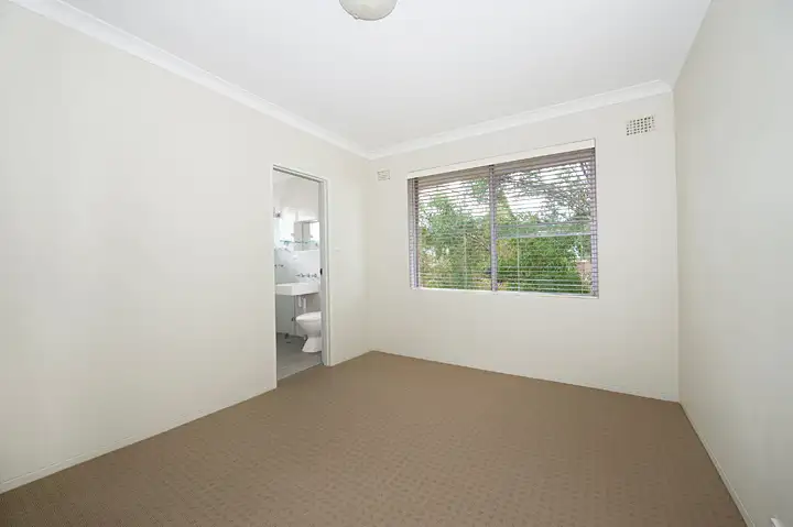 Fifth view of Homely apartment listing, 17/142 Ernest Street, Crows Nest NSW 2065