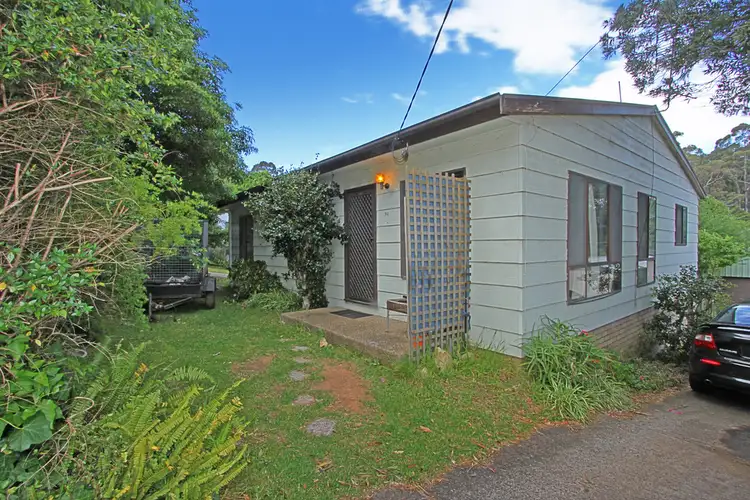 30 Clare Crescent, Batehaven NSW 2536
