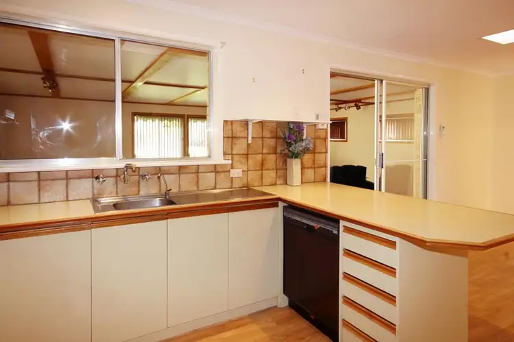 Sixth view of Homely house listing, 10 Lutana Court, Morphett Vale SA 5162