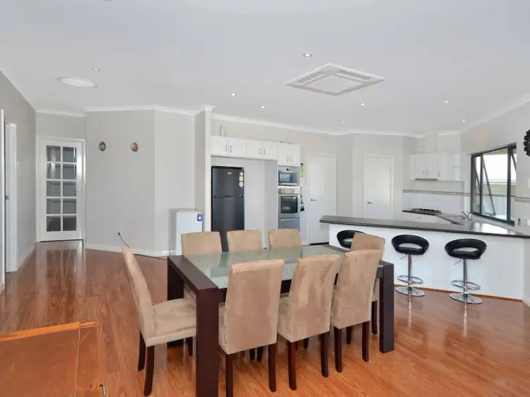 Fifth view of Homely house listing, 9 Elaray Way, Lange WA 6330