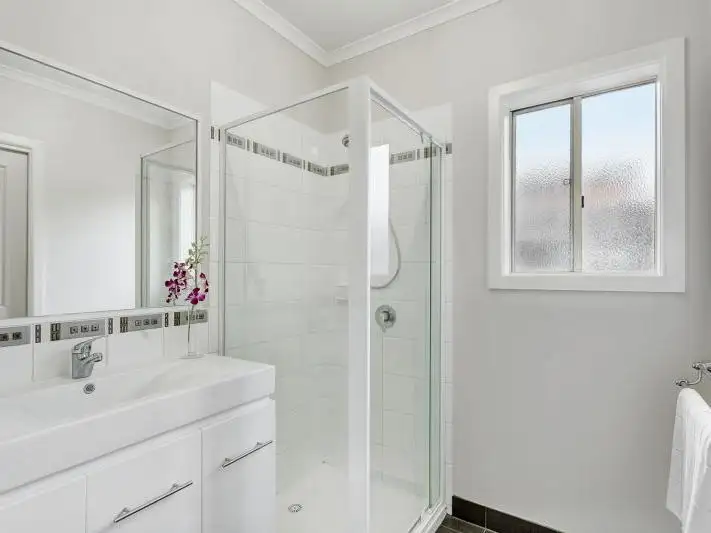 Sixth view of Homely townhouse listing, 2/17 Pamela Street, Mount Waverley VIC 3149