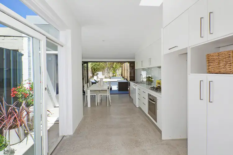 Second view of Homely terrace listing, 136 Boundary Street, Paddington NSW 2021