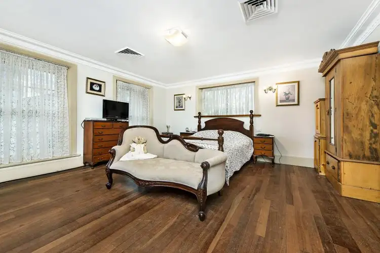 Fifth view of Homely house listing, 4 Barooga Avenue, Bradbury NSW 2560