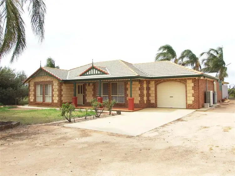 99 Winkie Rd Glossop via, Berri SA 5343