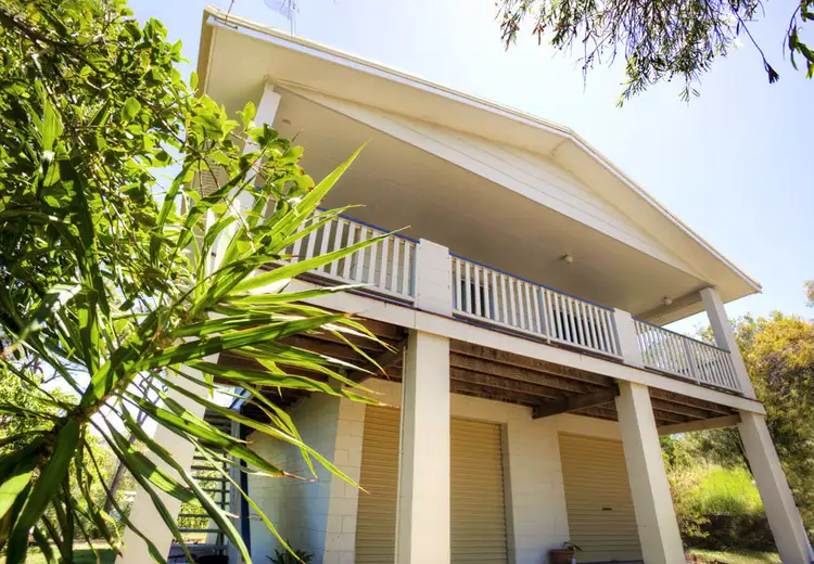 2 Banksia Drive, Agnes Water QLD 4677